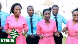 Mt Kizito Makuburi  Apewe sifa Official Music Video [upl. by Crandall363]