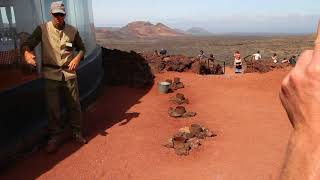 Géiser en el Timanfaya [upl. by Odelet894]