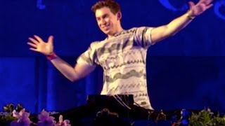 Hardwell Live  Tomorrowworld 2013 [upl. by Aglo]